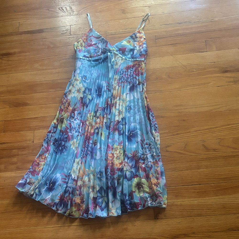 Y2K Luly K New York City Patterned Pleated Dress